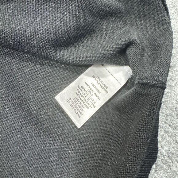 NWT Cable Gauge Women Top Round Neck Long Sleeve Black Light Sweater Sz L Grunge - Picture 5 of 8